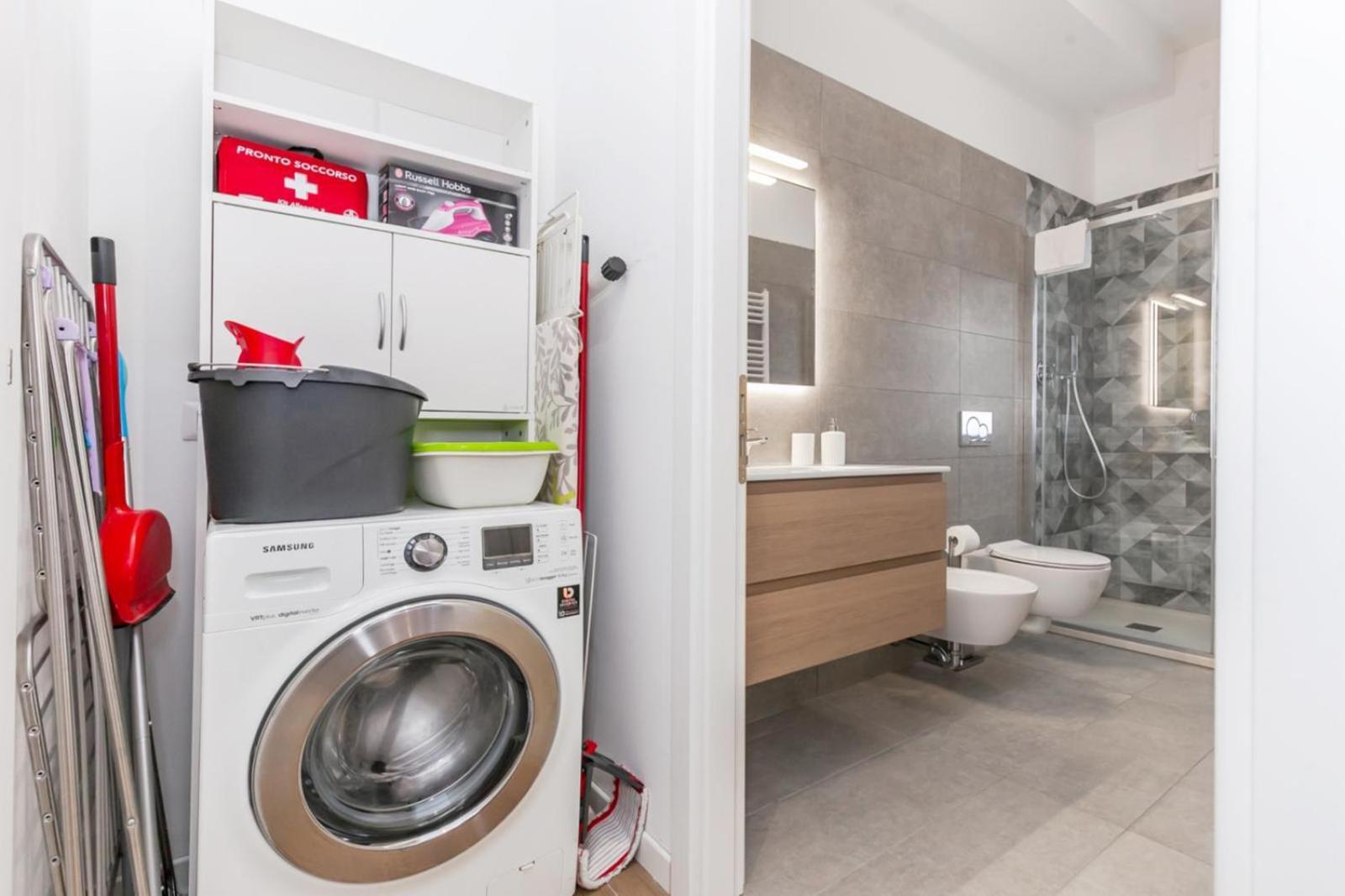 Ferienwohnung "Movie Heaven" Metro-Centric & Luxury Hub Mailand Exterior foto